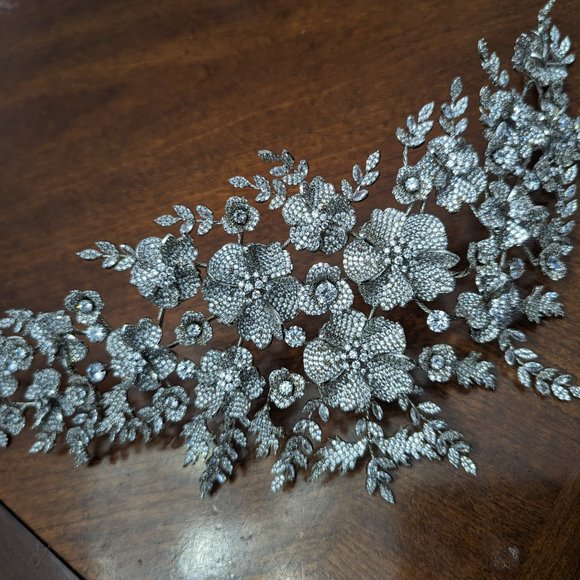 Elle Couture Bridal Headpiece - Picture 4 of 4